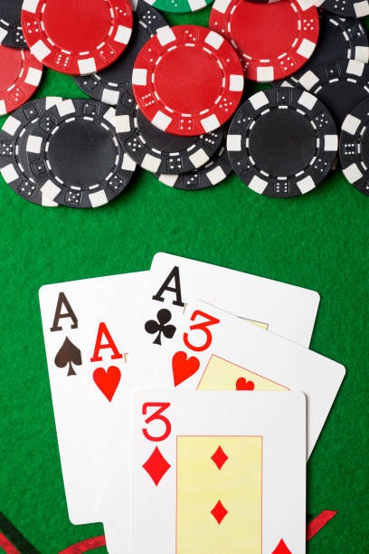yolanda77 Ikan Hoki live dealer studio with professional gaming tables